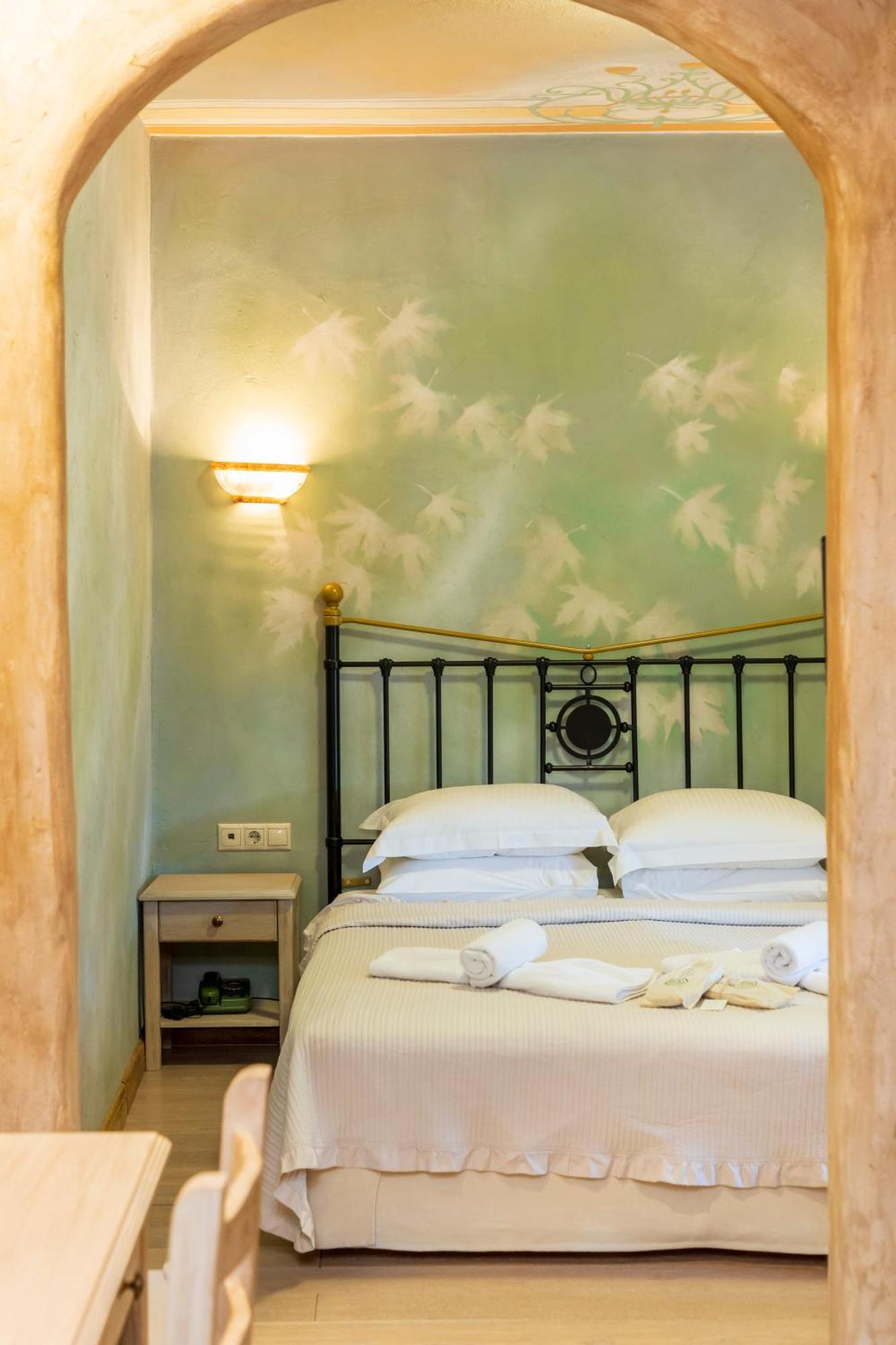 Dimatis Hotel